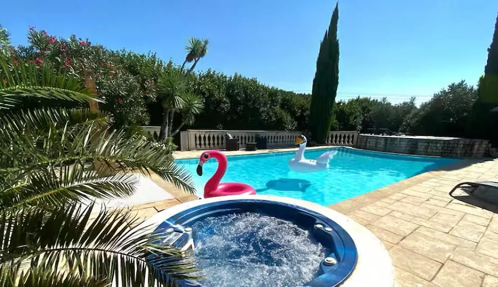 Villa Rosario Piscine Jacuzzi Sauna Spa Petanque Chateauneuf-du-Rhone