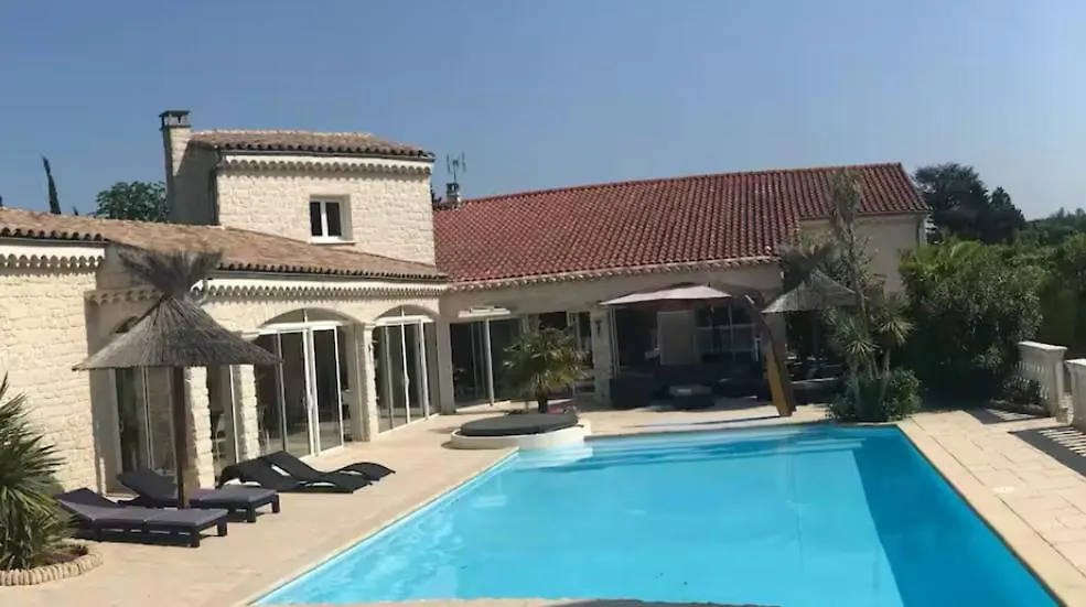 Villa Rosario Piscine Jacuzzi Sauna Spa Petanque Chateauneuf-du-Rhone