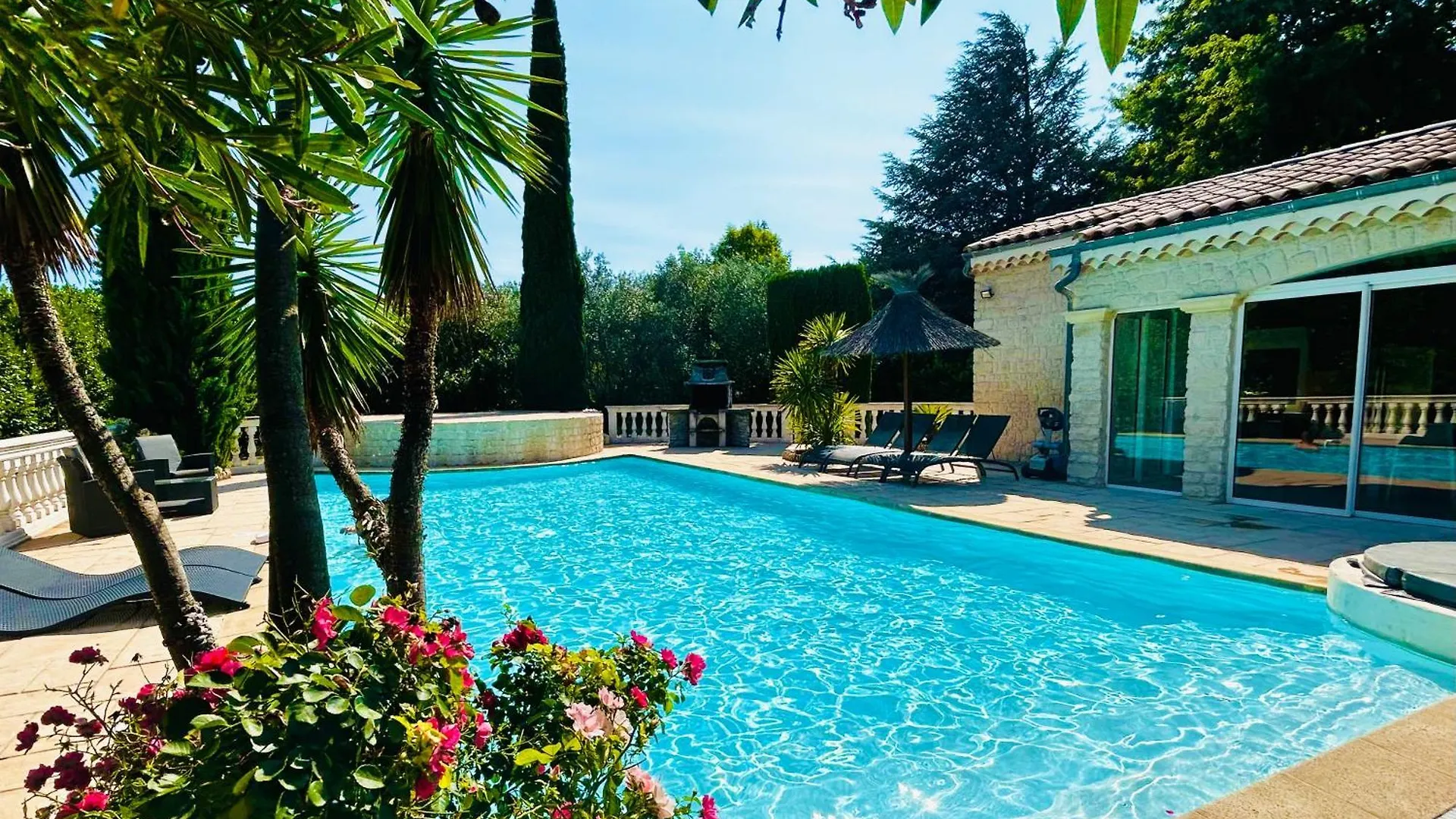 Ferienhaus Villa Rosario Piscine Jacuzzi Sauna Spa Petanque Châteauneuf-du-Rhône